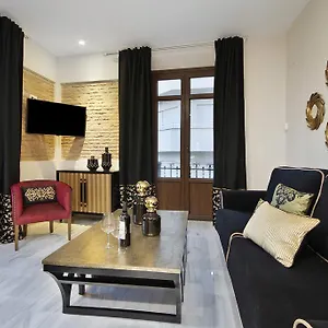  Apartment Suites Gran Via Capilla Real Spain