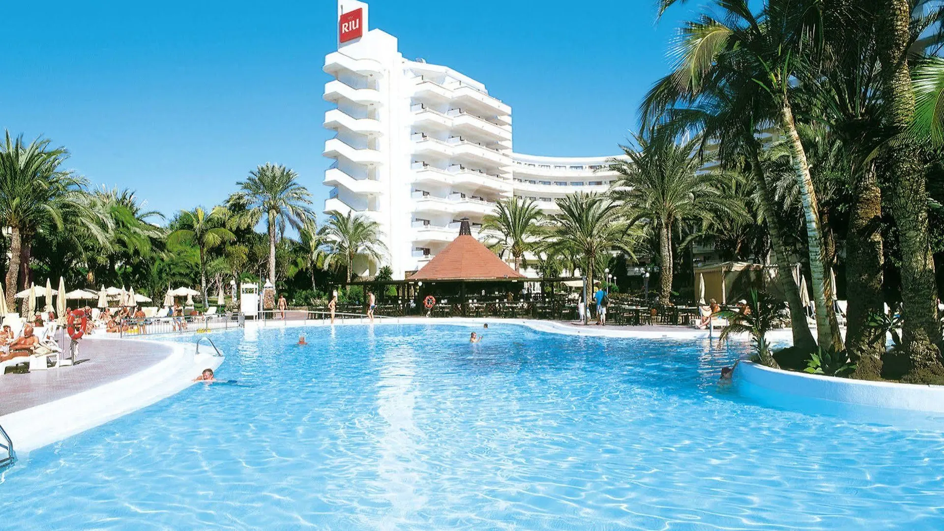 Hotel Riu Papayas contacts